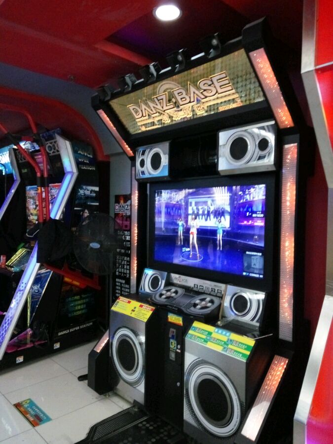 آلة ألعاب الرقص الداخلي التي ت - مراجعة Arcade Machine Profit وسعره